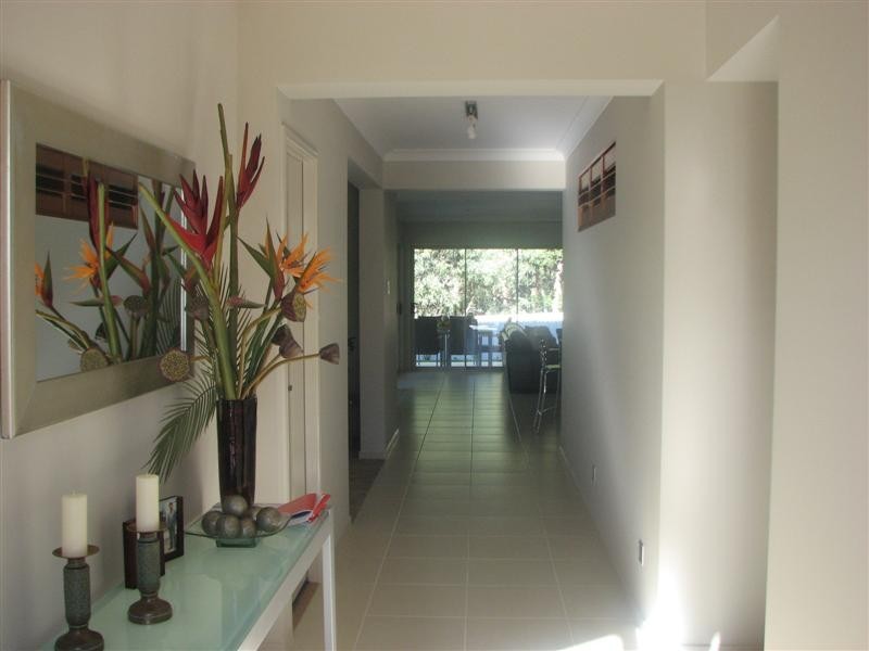 10 Snowwood Street, Reedy Creek QLD 4227