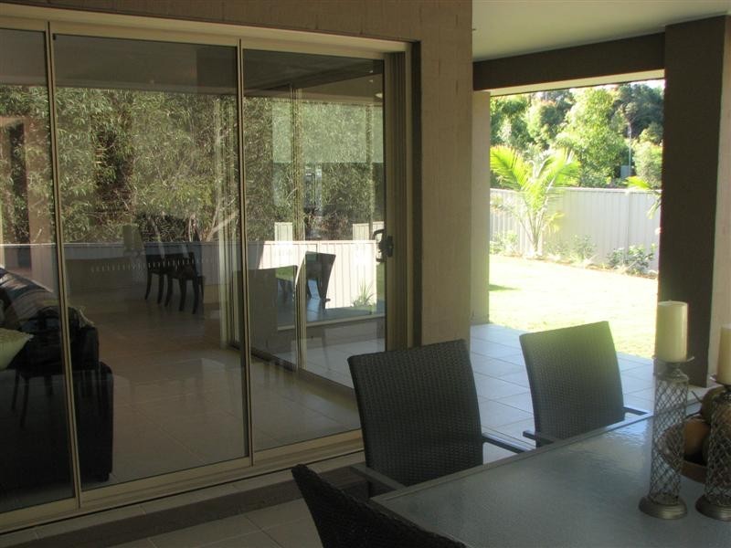 10 Snowwood Street, Reedy Creek QLD 4227