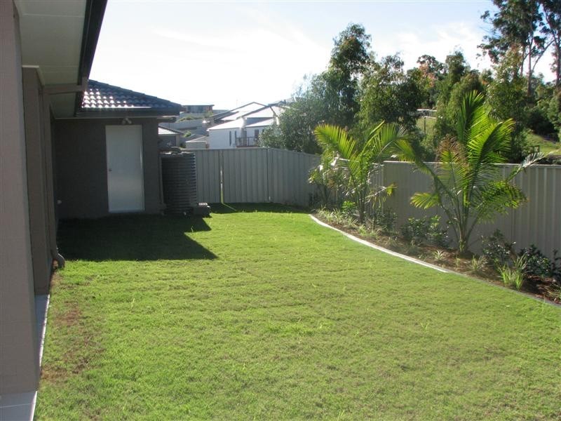 10 Snowwood Street, Reedy Creek QLD 4227