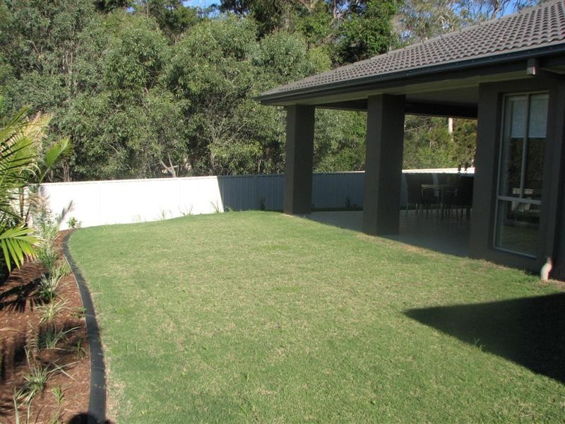 10 Snowwood Street, Reedy Creek QLD 4227