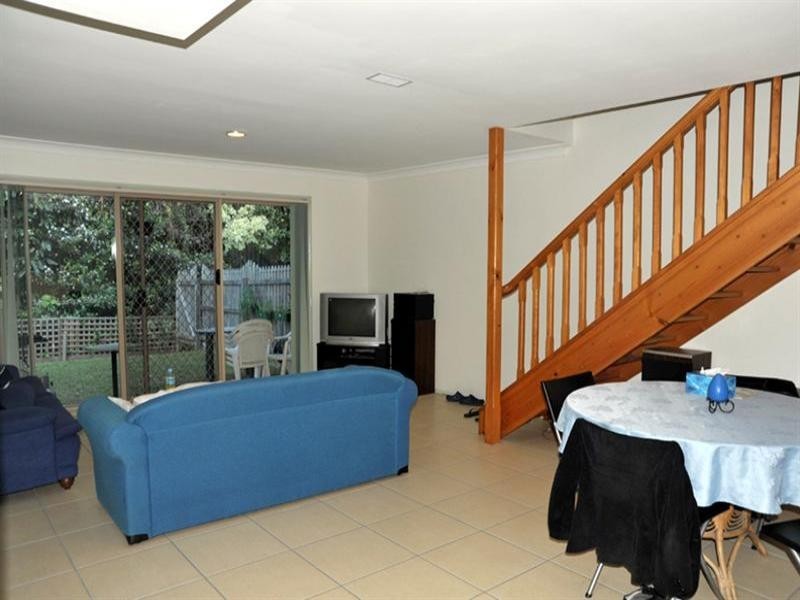 6/130 Plateau Crescent, Carrara QLD 4211