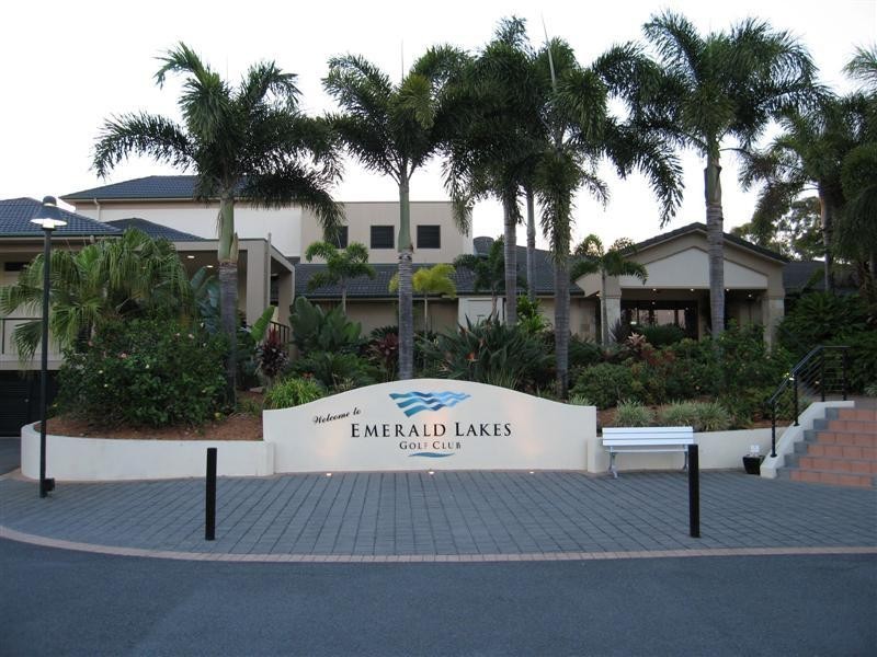 6/130 Plateau Crescent, Carrara QLD 4211