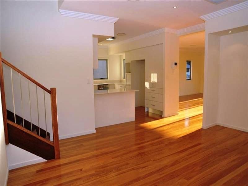 16 Wyangan Valley Way, Mudgeeraba QLD 4213