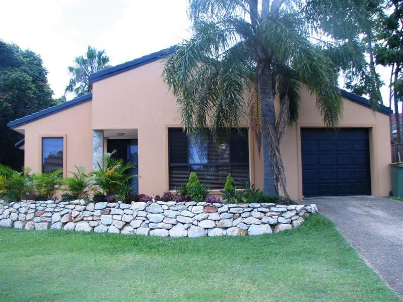 11 Encamp Street, Reedy Creek QLD 4227