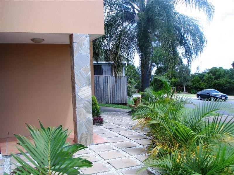 11 Encamp Street, Reedy Creek QLD 4227