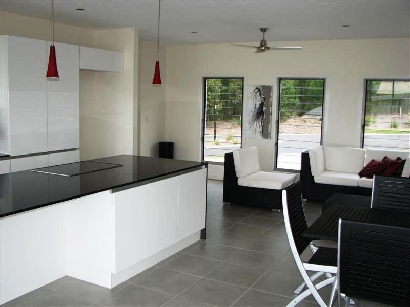 38 Willow Tree Drive, Reedy Creek QLD 4227