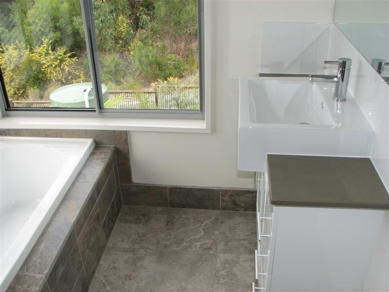 38 Willow Tree Drive, Reedy Creek QLD 4227