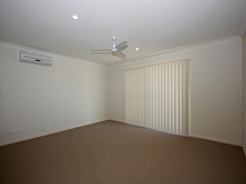 12 Skyburnett, Reedy Creek QLD 4227