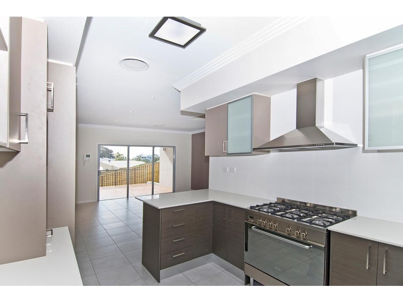 24 Wyangan Valley Way, Mudgeeraba QLD 4213