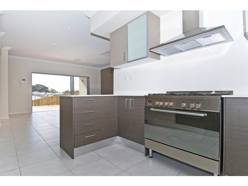 24 Wyangan Valley Way, Mudgeeraba QLD 4213