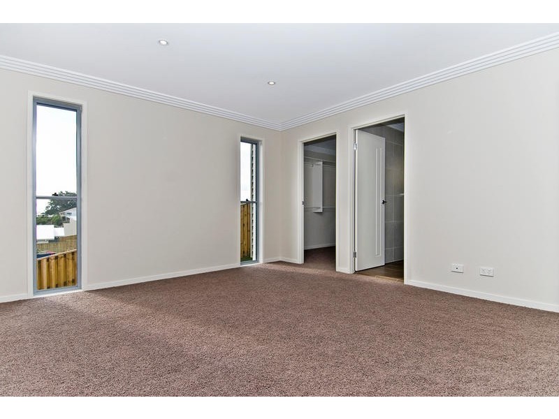 24 Wyangan Valley Way, Mudgeeraba QLD 4213