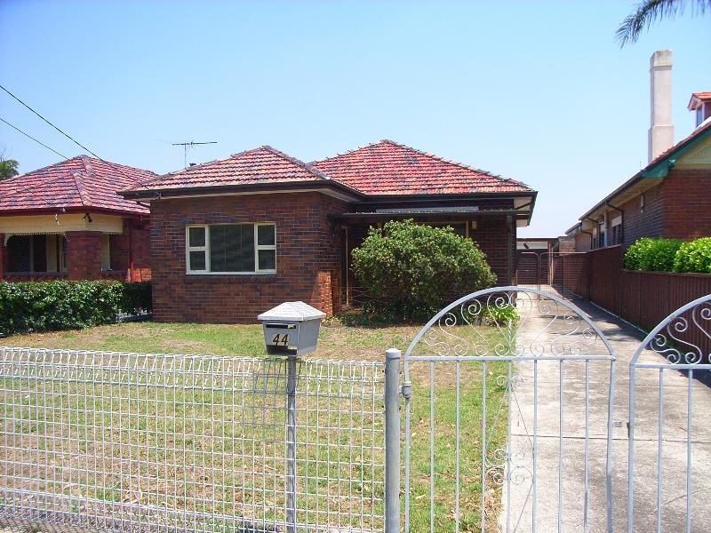 Brighton-le-sands NSW 2216