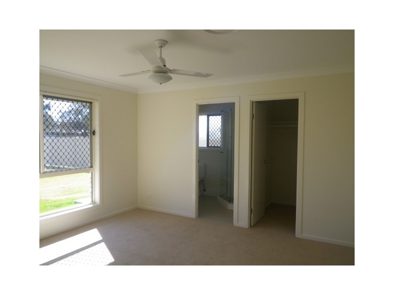 23 Ivy Street, Roma QLD 4455