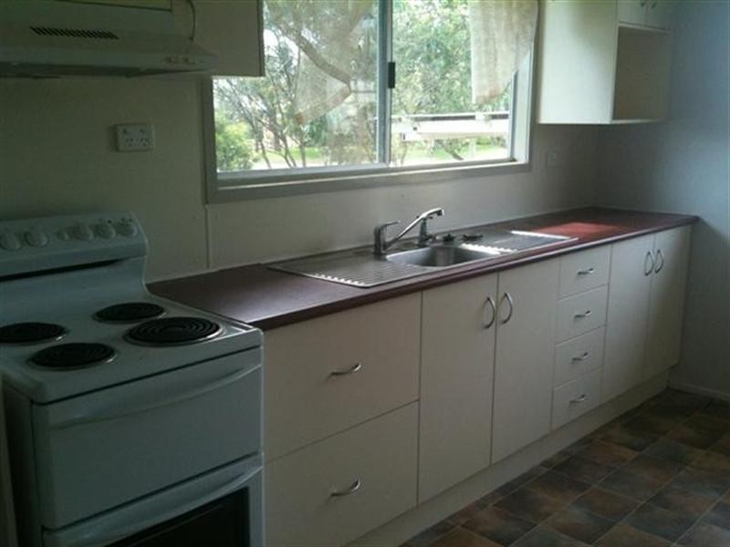 31 Elmer Street, Roma QLD 4455