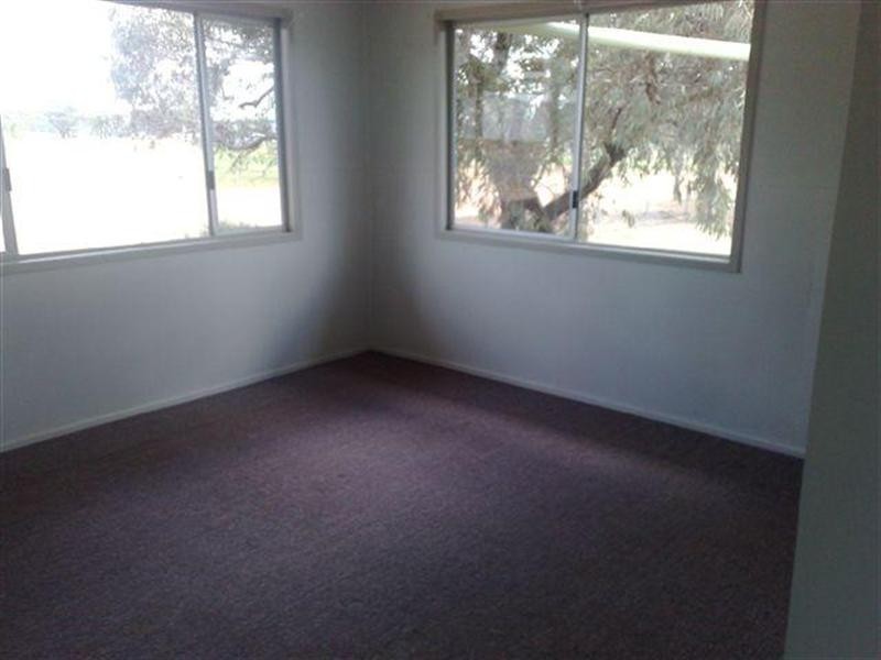 31 Elmer Street, Roma QLD 4455