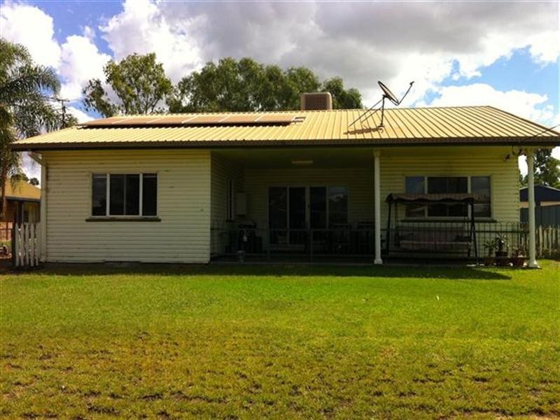 25 Wright Street, Roma QLD 4455