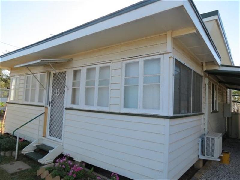 134 Wyndham Street, Roma QLD 4455