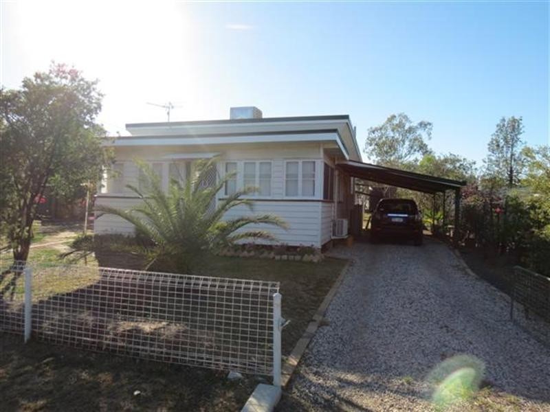 134 Wyndham Street, Roma QLD 4455