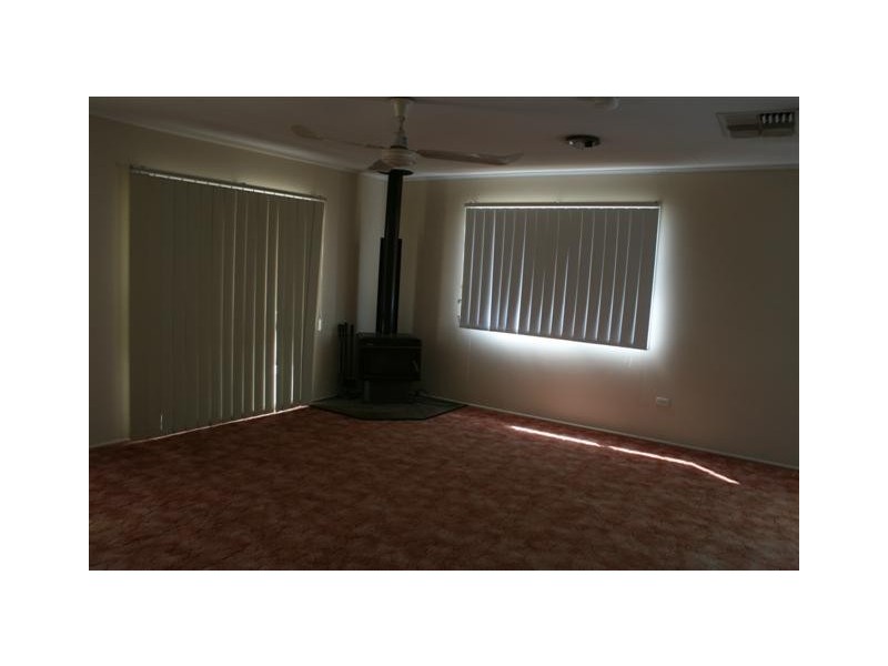 2 Elmer Street, Roma QLD 4455