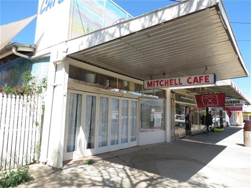 32 Cambridge Street, Mitchell QLD 4465