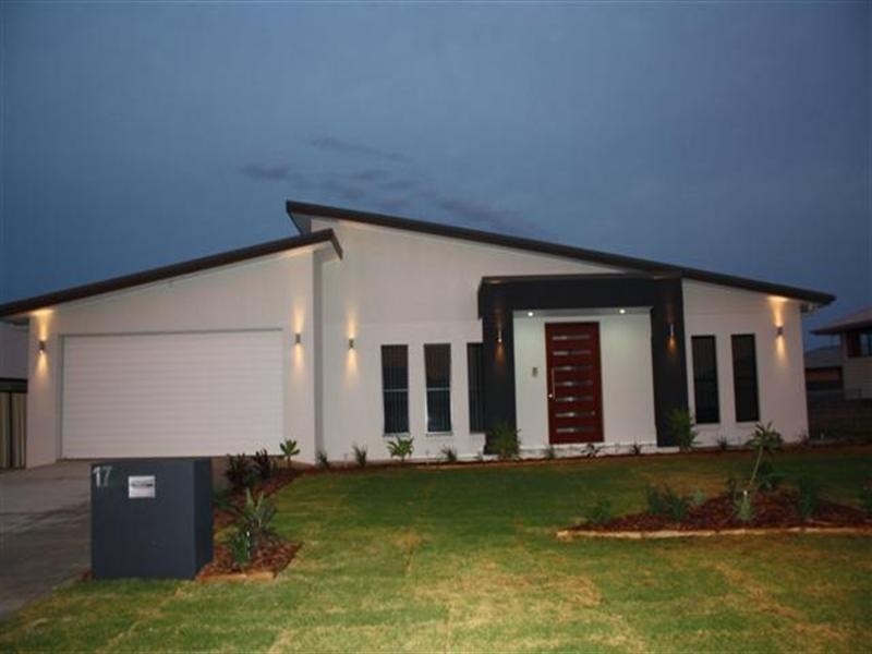 17 Beetson Drive, Roma QLD 4455