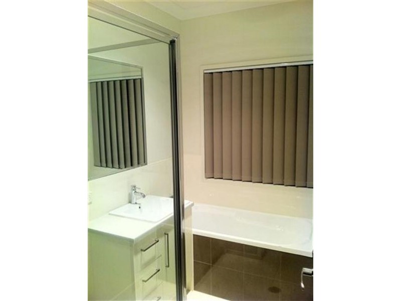 17 Beetson Drive, Roma QLD 4455