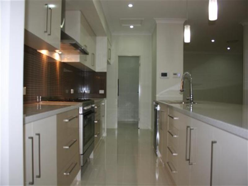 17 Beetson Drive, Roma QLD 4455