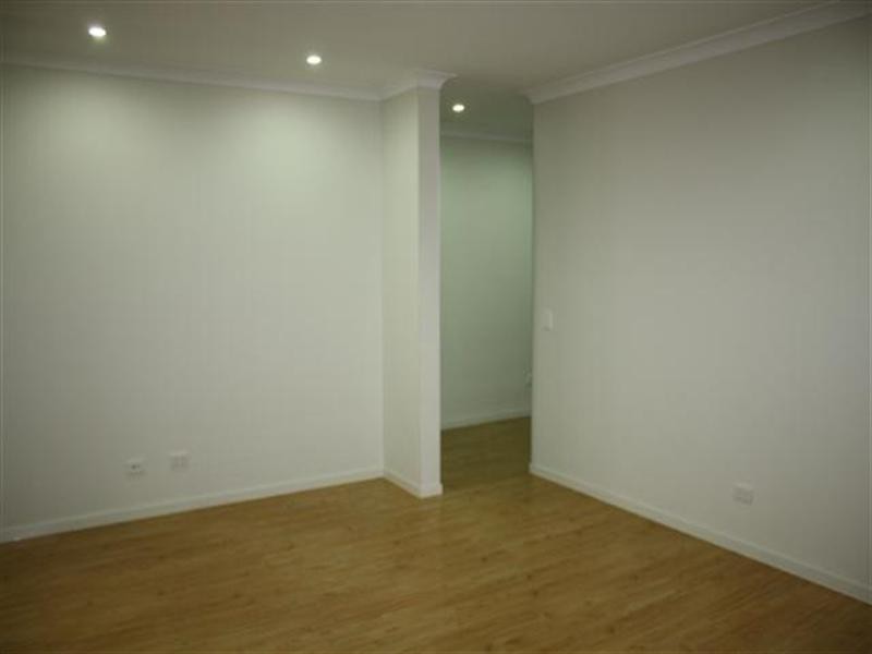 17 Beetson Drive, Roma QLD 4455