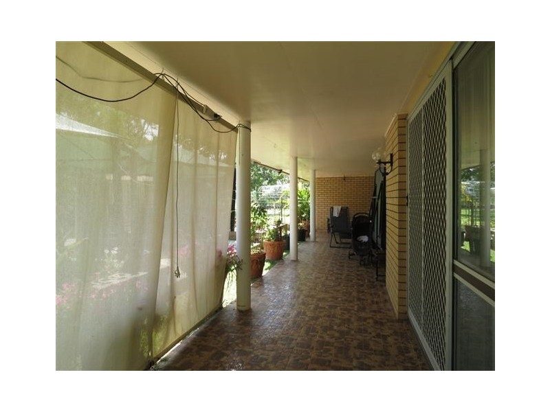 9 Lalor Lane, Roma QLD 4455