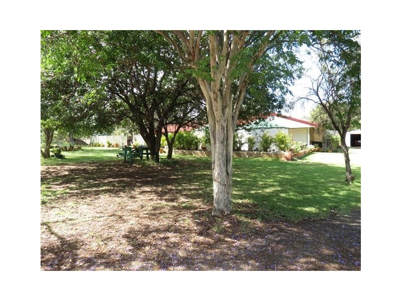 9 Lalor Lane, Roma QLD 4455