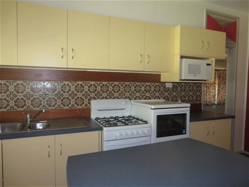 48 Bowen Street, Roma QLD 4455