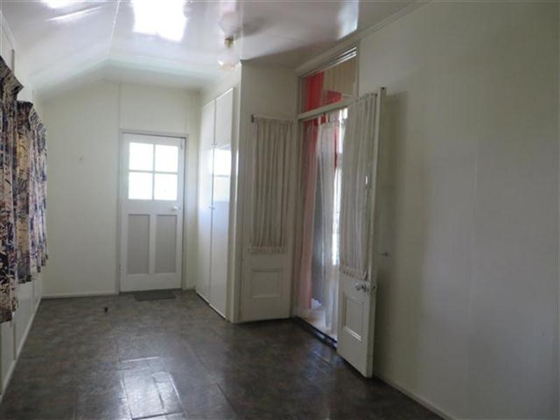 48 Bowen Street, Roma QLD 4455