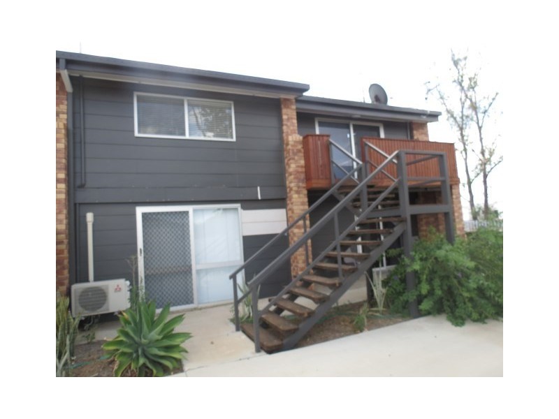 4/105 Bowen Street, Roma QLD 4455