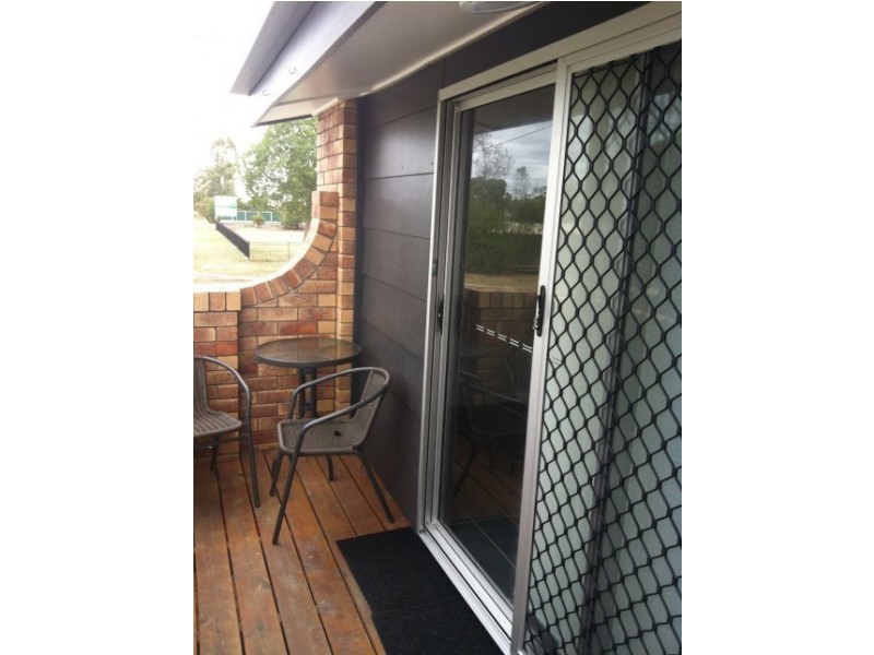 4/105 Bowen Street, Roma QLD 4455