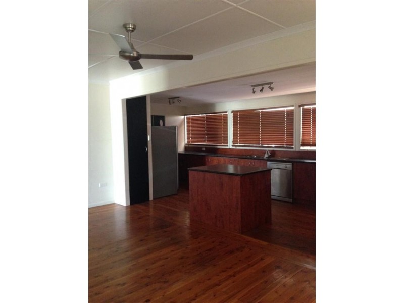 8-10 Laman Street, Roma QLD 4455