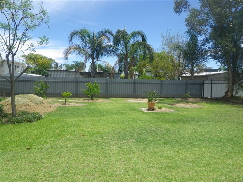 5 Elmer Street, Roma QLD 4455