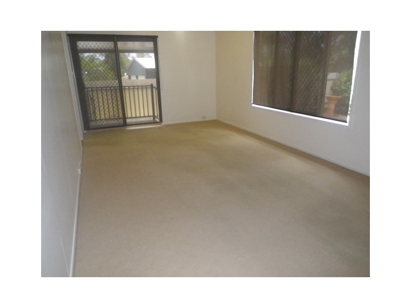 3/10 Quintin Street, Roma QLD 4455