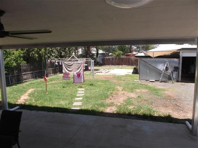 23 Arthur Street, Roma QLD 4455