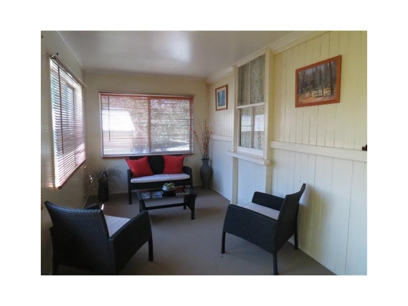 41 Northern Road, Roma QLD 4455