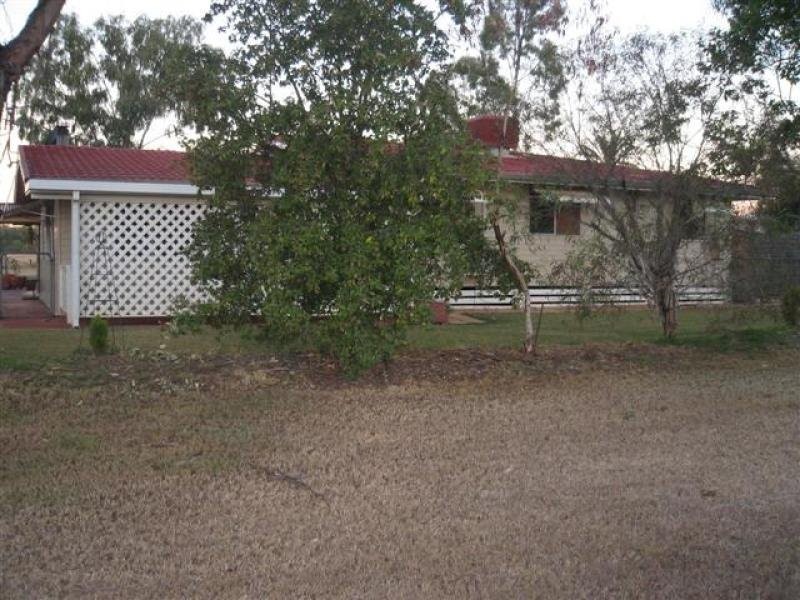 34-38 Edwardes Street, Roma QLD 4455