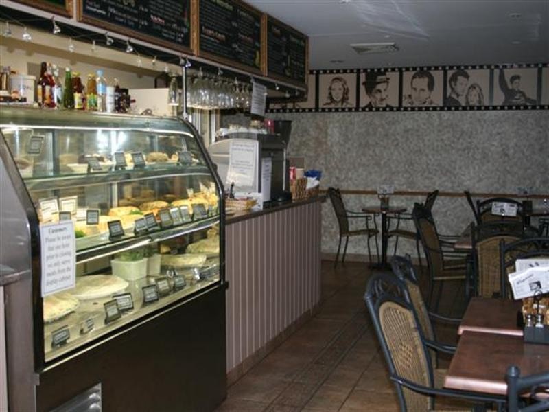 37 Hawthorne Street, Roma QLD 4455