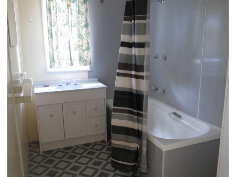 87 Hawthorne, Roma QLD 4455