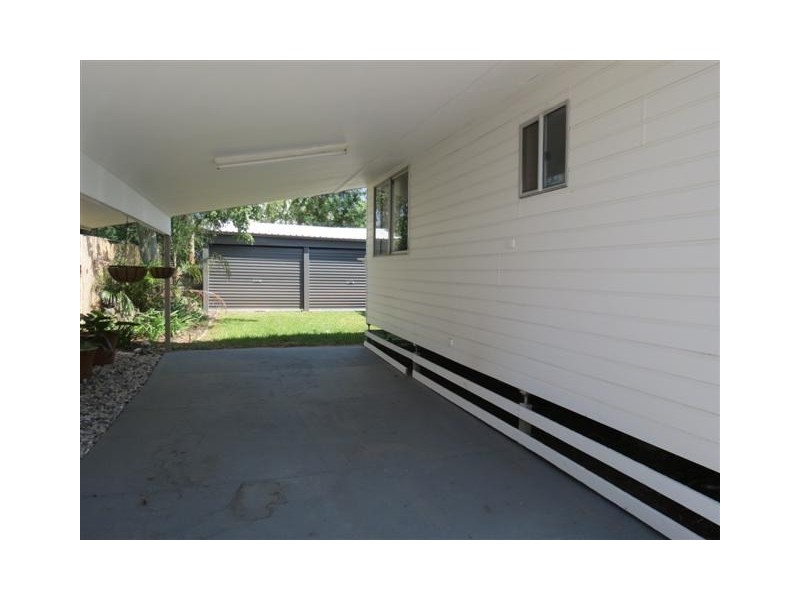 9 Albert Street, Roma QLD 4455