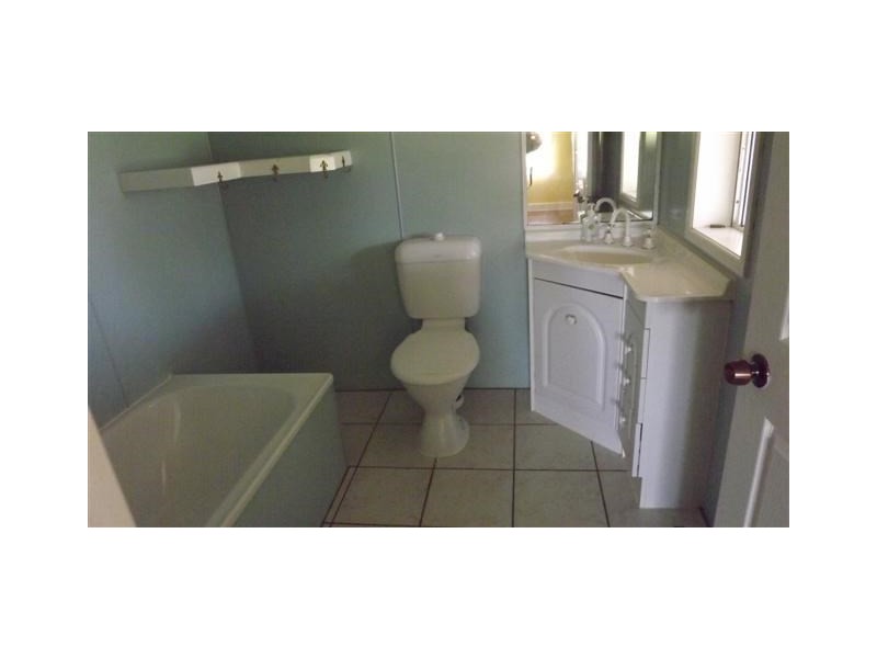 55 High Street, Wallumbilla North QLD 4428