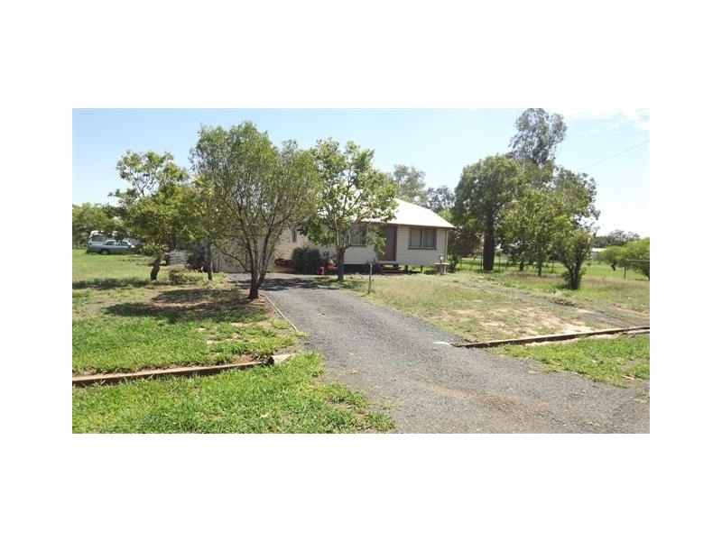 55 High Street, Wallumbilla North QLD 4428