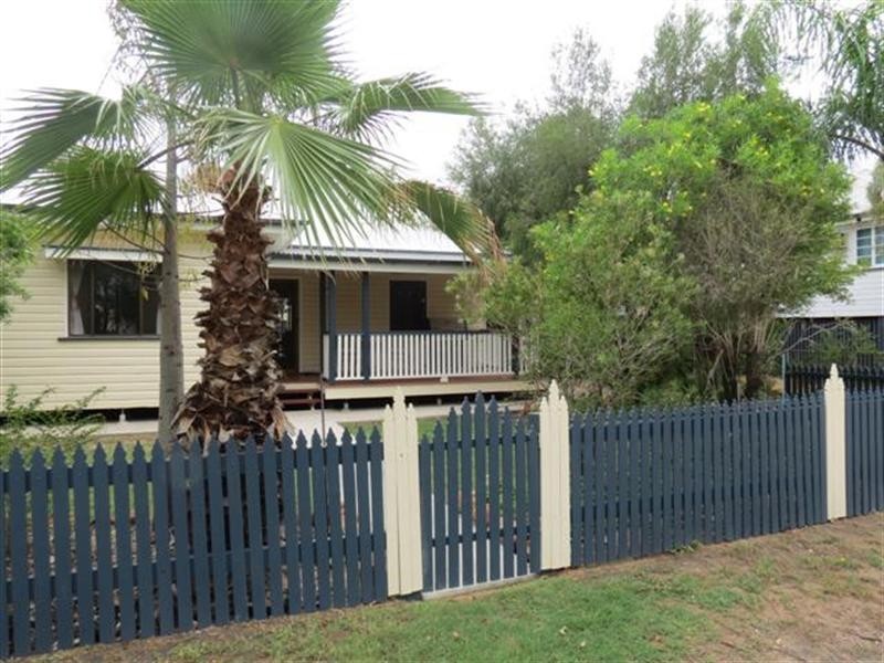 10 Duke Street, Roma QLD 4455