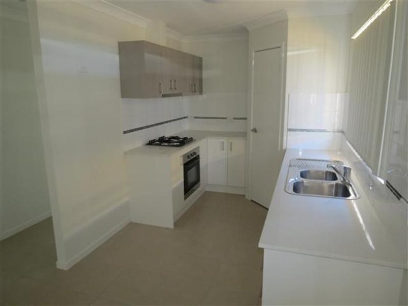 5 Wattle Court, Roma QLD 4455