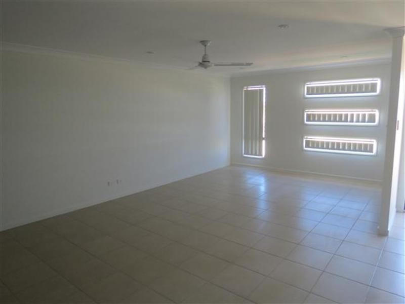 78 Currey Street, Roma QLD 4455