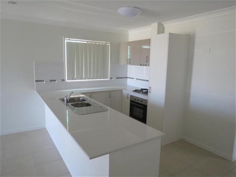 78 Currey Street, Roma QLD 4455