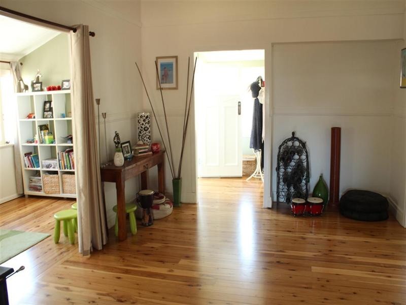 9 Timbury Street, Roma QLD 4455